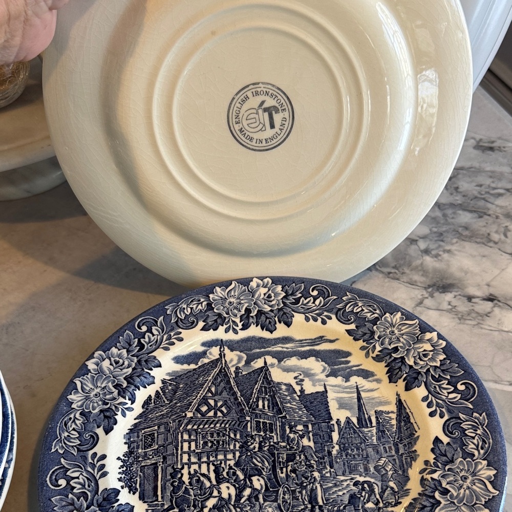 Liberty Blue and White Plates Made in England set of 6 — MAKE OFFER - Picture 5 of 7